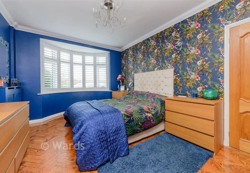 Bedroom 1 - London Road, Sittingbourne, Kent - Wards of Kent