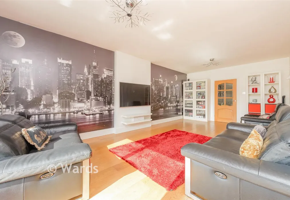 Lounge - London Road, Sittingbourne, Kent - Wards of Kent