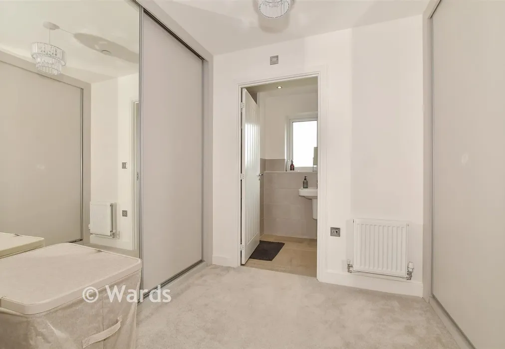 Dressing Area - Campion Avenue, Herne Bay, Kent - Wards of Kent