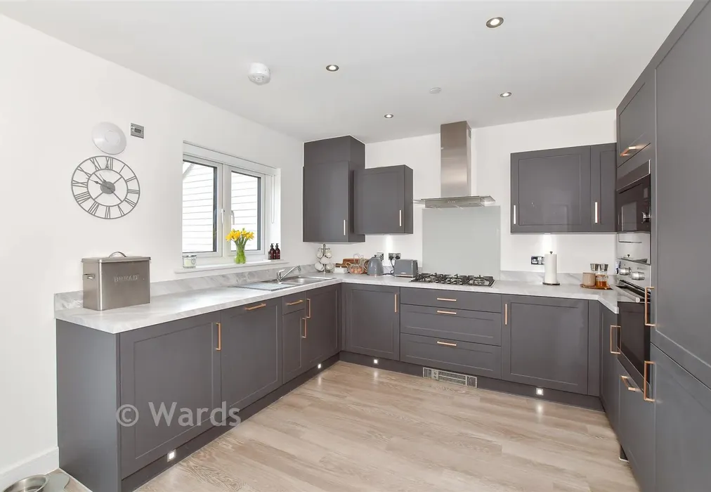 Kitchen/Diner - Campion Avenue, Herne Bay, Kent - Wards of Kent