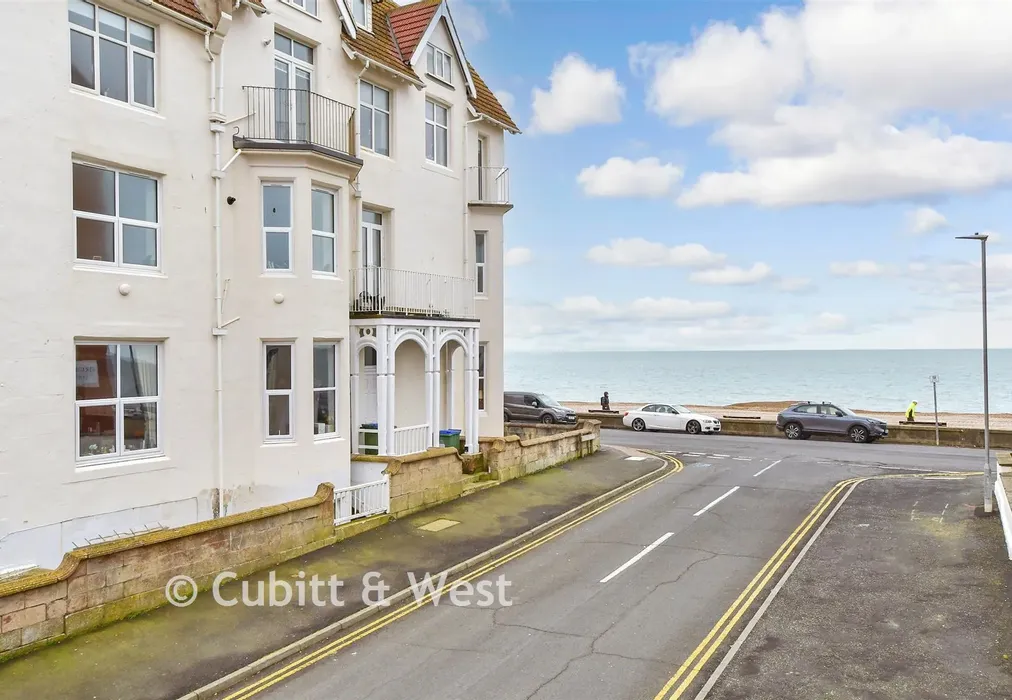 Surrounding Area - Esplanade, Seaford, East Sussex - Wards of Kent