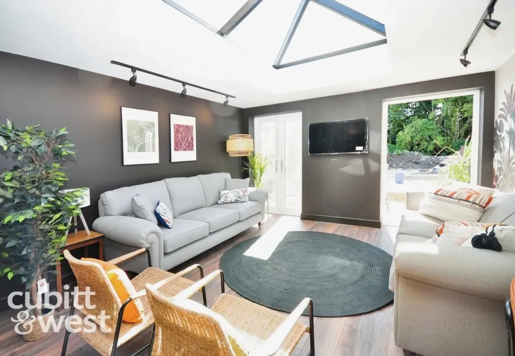  - London Road Portsmouth PO2 - Wards of Kent