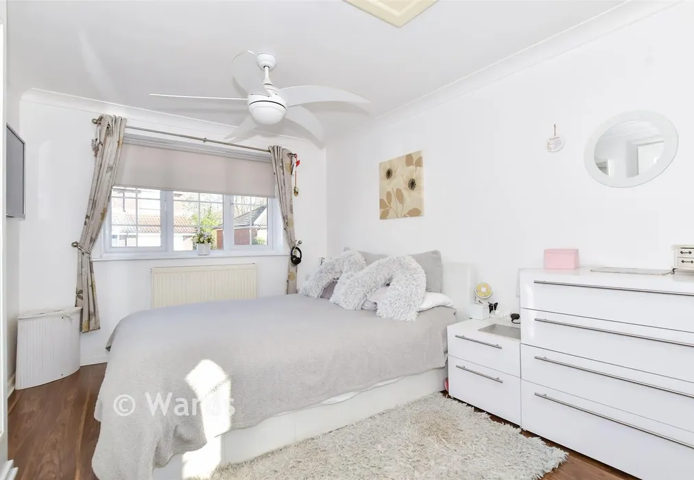 Bedroom 1 - Cotswold Gardens, Downswood, Maidstone, Kent - Wards of Kent