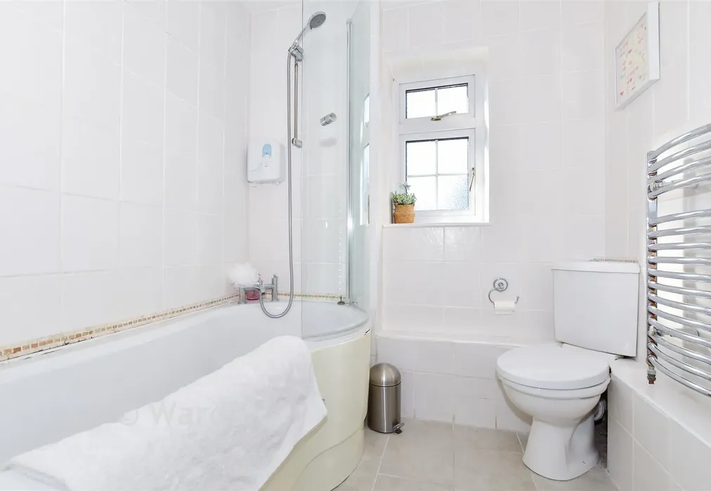 Bathroom - Cotswold Gardens, Downswood, Maidstone, Kent - Wards of Kent