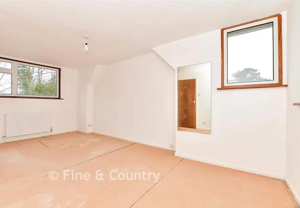 Bedroom 1 - New Road, Duddleswell, Uckfield, East Sussex - Wards of Kent