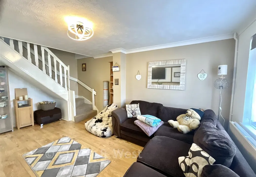 Lounge 1 - Keelson Way, Littlehampton, West Sussex - Wards of Kent