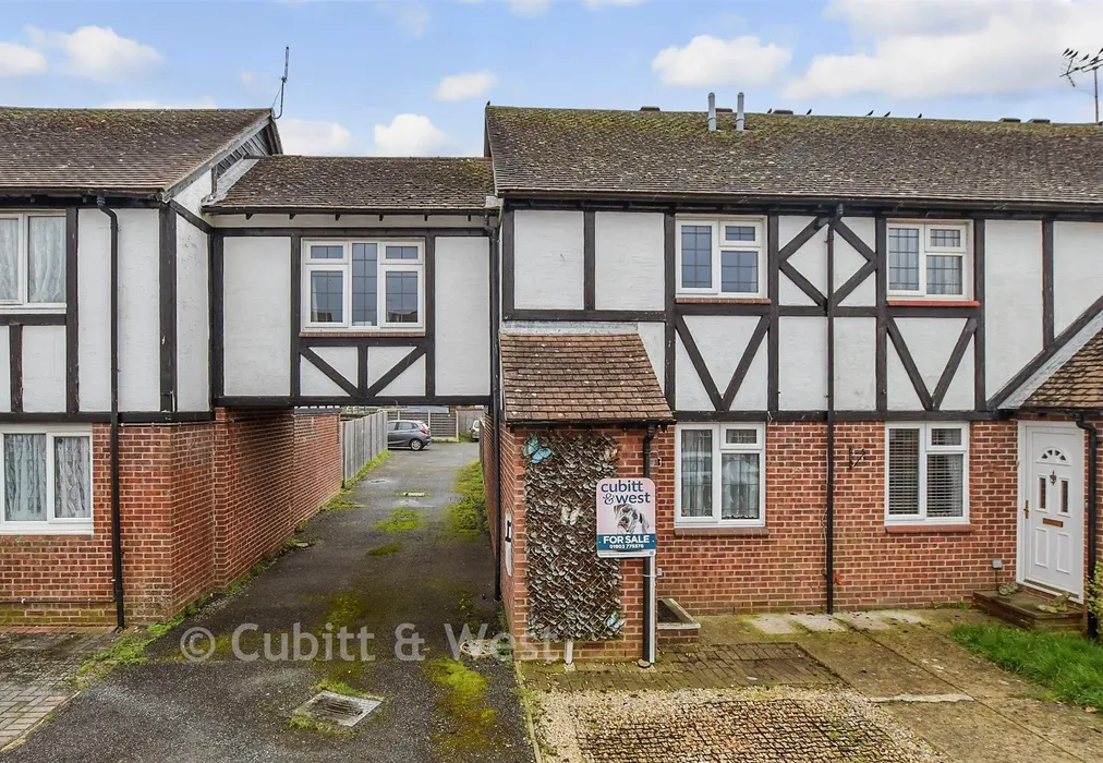 External Web 1 - Keelson Way, Littlehampton, West Sussex - Wards of Kent