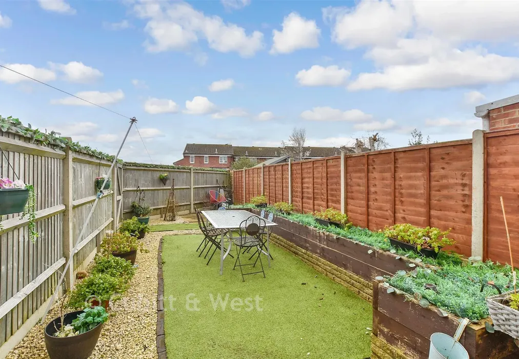 Rear Garden - Keelson Way, Littlehampton, West Sussex - Wards of Kent