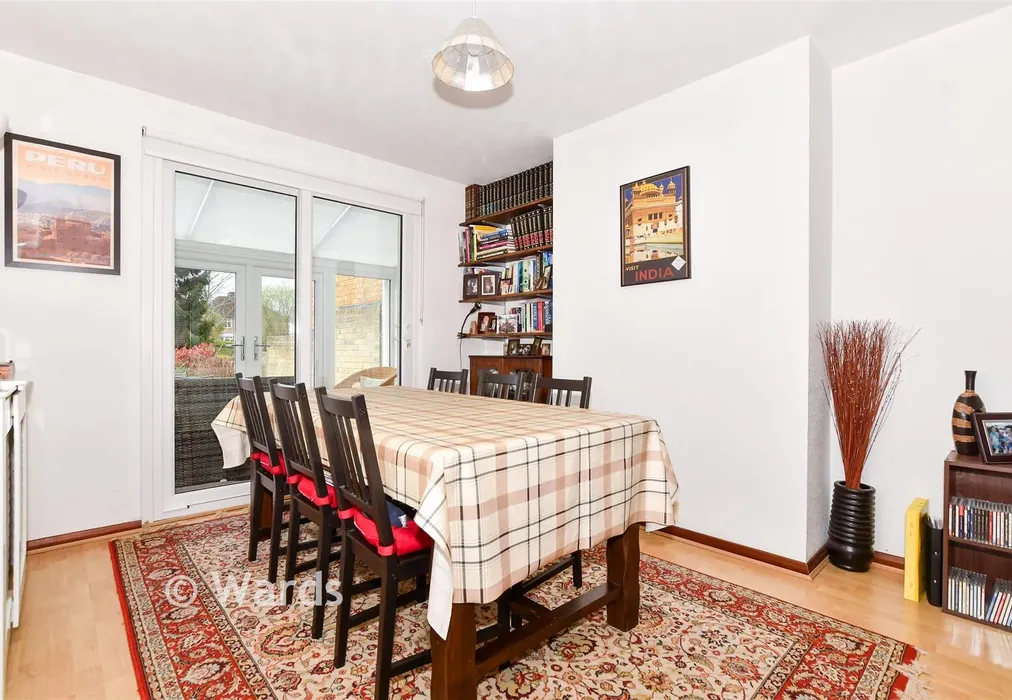 Dining Area - Plains Avenue, Maidstone, Kent - Wards of Kent