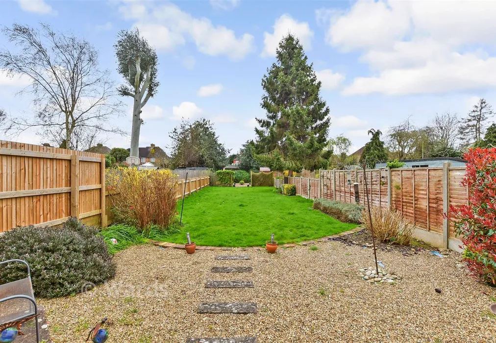 Rear Garden - Plains Avenue, Maidstone, Kent - Wards of Kent