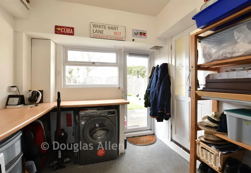 Utility Room - Viking Way, Runwell, Wickford, Essex - Wards of Kent