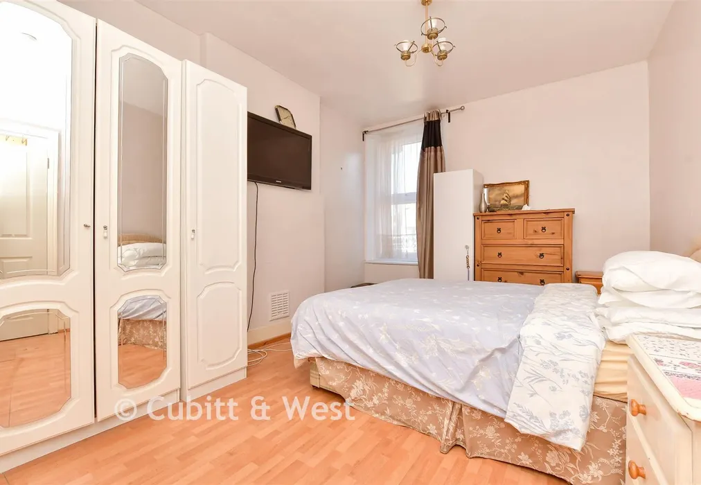 Bedroom 1 - Sanderstead Road, South Croydon, Surrey - Wards of Kent