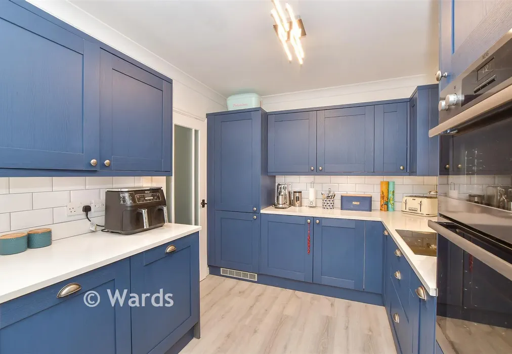 Kitchen/Diner - Roethorne Gardens, Tenterden, Kent - Wards of Kent