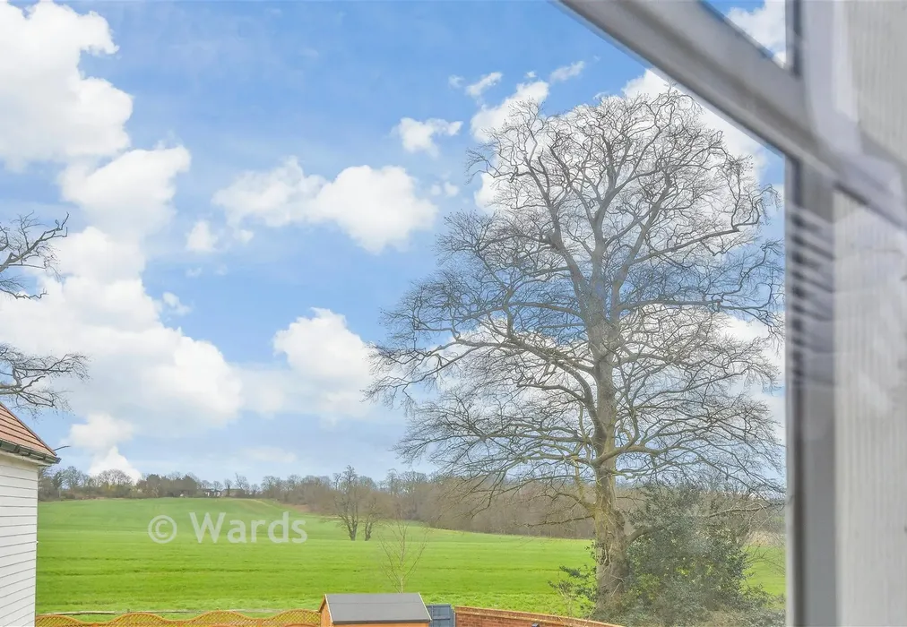 Views To Front - Tulip Drive, Ashford, Kent - Wards of Kent