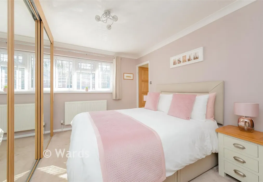 Bedroom 1 - Tufa Close, Walderslade, Chatham, Kent - Wards of Kent