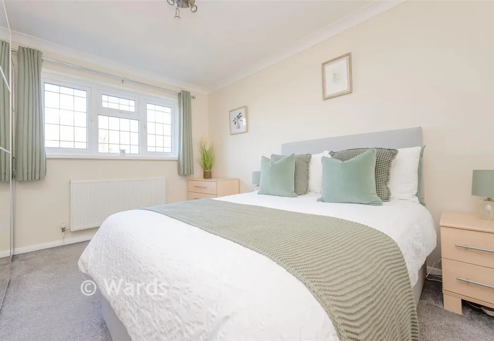 Bedroom 2 - Tufa Close, Walderslade, Chatham, Kent - Wards of Kent