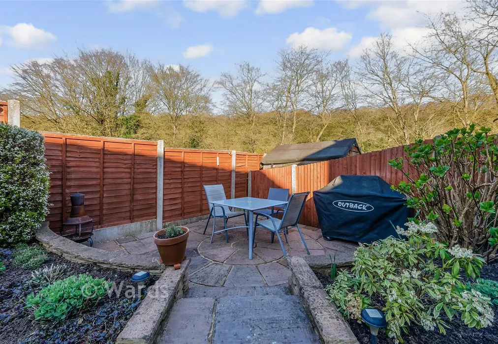 Patio / Decking - Tufa Close, Walderslade, Chatham, Kent - Wards of Kent