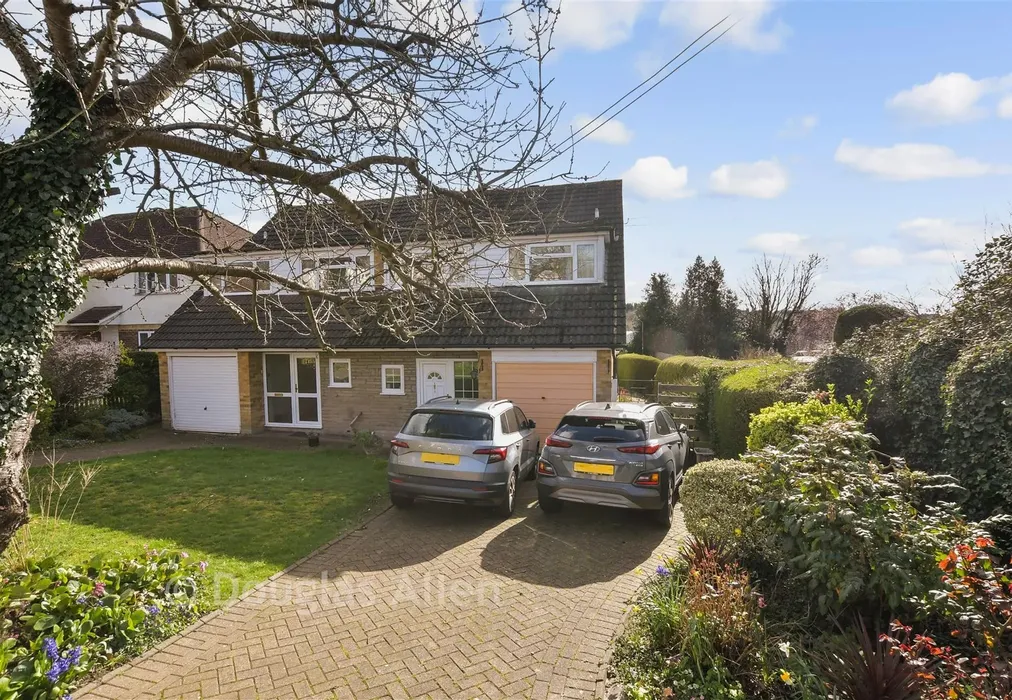 Front Safe To Use - Cromwell Avenue, Billericay, Essex - Wards of Kent