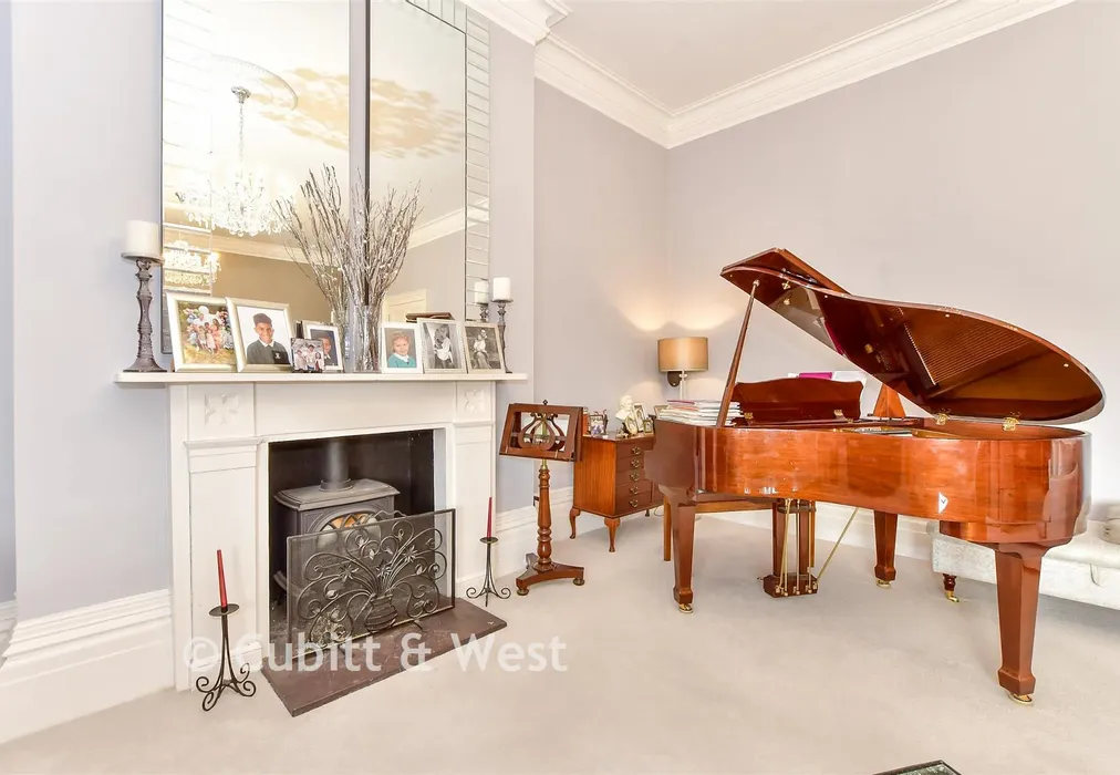 Internal Lifestyle Photograph - Preston Paddock, Rustington, West Sussex - Wards of Kent