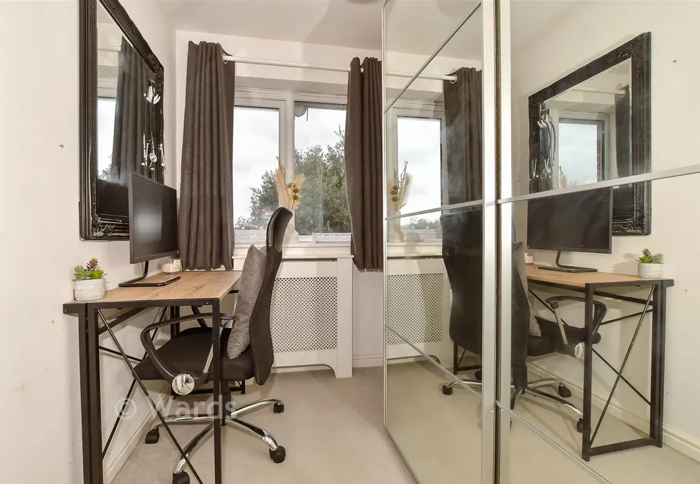 Bedroom 3 - Limes Place, Upper Harbledown, Canterbury, Kent - Wards of Kent