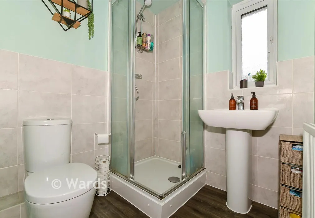 En-Suite Shower Room - Limes Place, Upper Harbledown, Canterbury, Kent - Wards of Kent