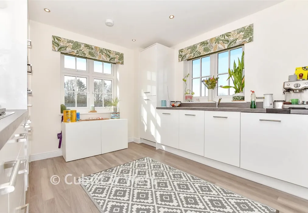 Kitchen/Lounge/Diner - Cassia Road, Chichester, West Sussex - Wards of Kent