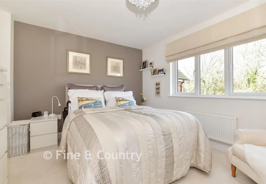 Kitchen/Dining Room - Hollybush Close, Ryde, Isle of Wight - Wards of Kent