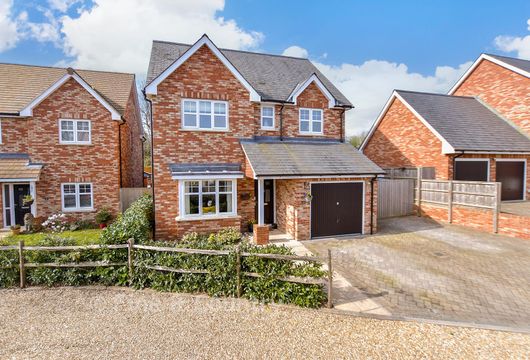 Hollybush Close, Ryde, Isle of Wight - Wards of Kent