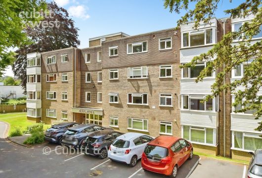 AVAILABLE IMMEDIATELY, London Road, BN1 - Wards of Kent