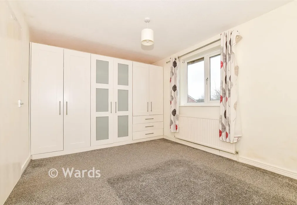 Bedroom 1 - Church Meadow, Deal, Kent - Wards of Kent