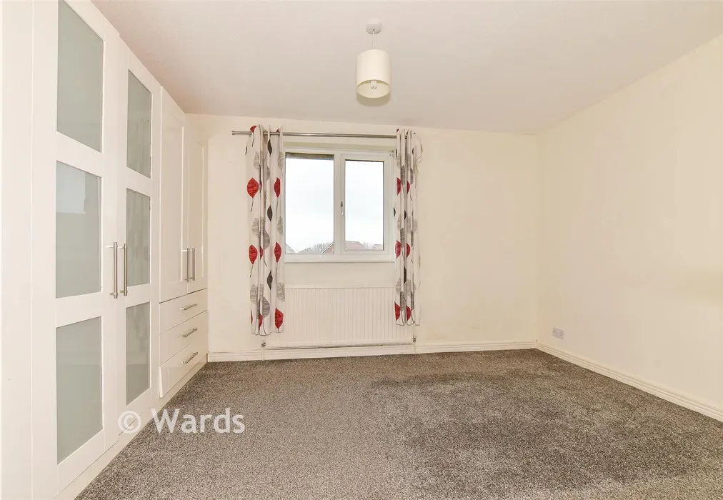 Bedroom 1 - Church Meadow, Deal, Kent - Wards of Kent