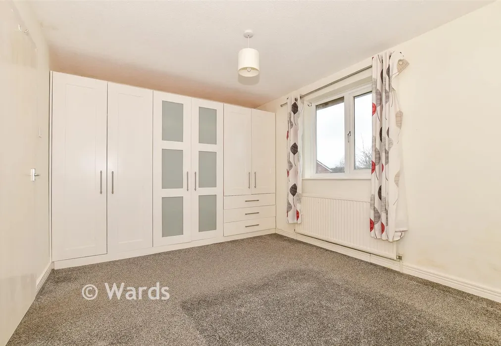 Bedroom 1 - Church Meadow, Deal, Kent - Wards of Kent