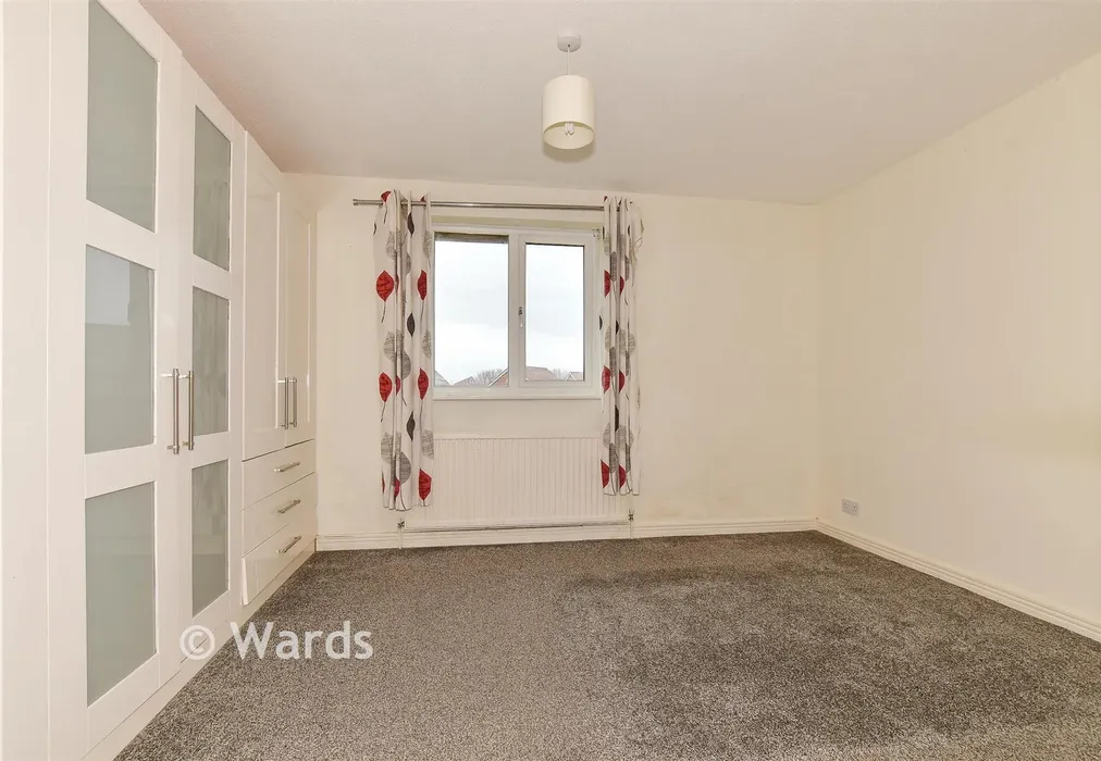 Bedroom 1 - Church Meadow, Deal, Kent - Wards of Kent