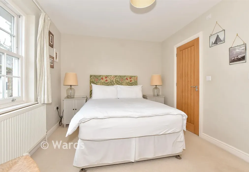 Bedroom 1 - Well Lane, St Margarets-At-Cliffe, Dover, Kent - Wards of Kent