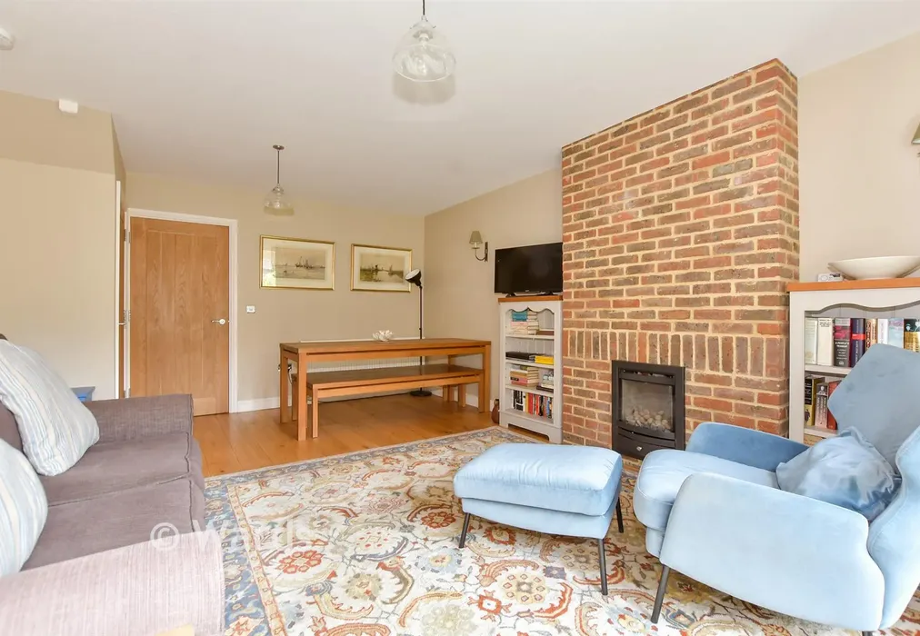Lounge - Well Lane, St Margarets-At-Cliffe, Dover, Kent - Wards of Kent