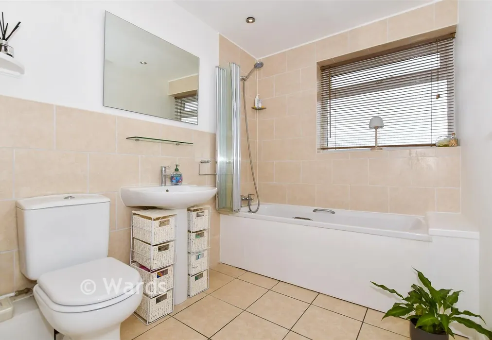 Bathroom - Northleigh Close, Loose, Maidstone, Kent - Wards of Kent
