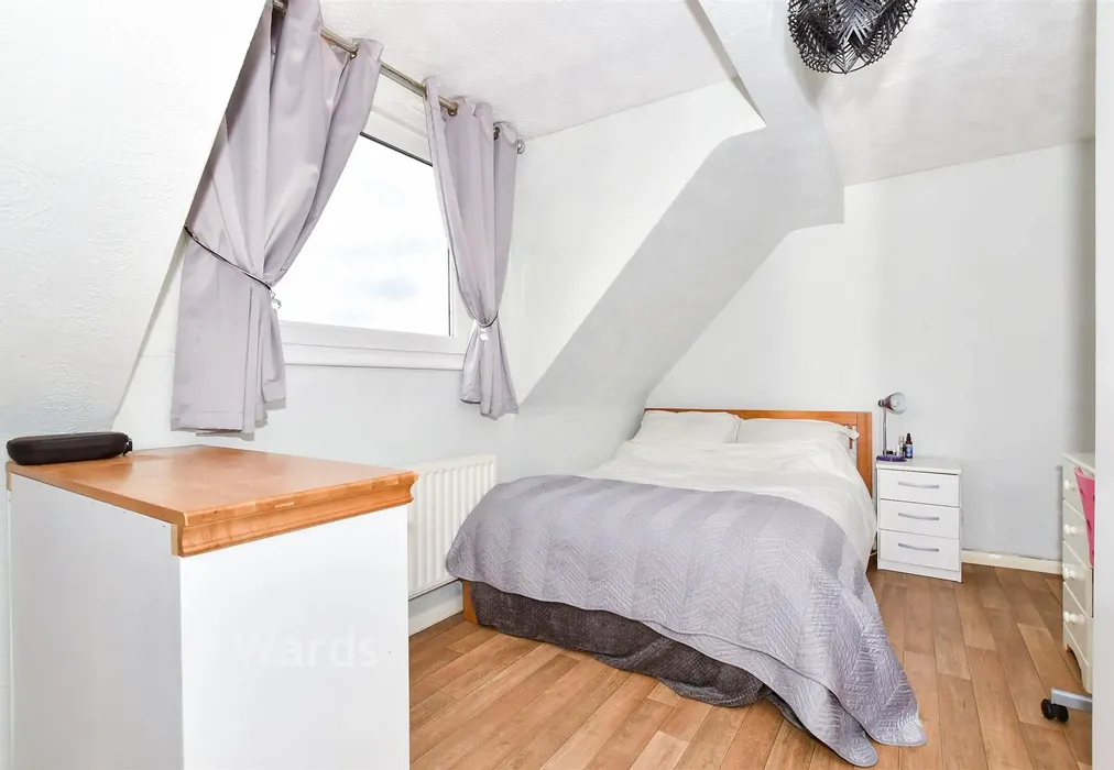 Bedroom 2 - Northleigh Close, Loose, Maidstone, Kent - Wards of Kent