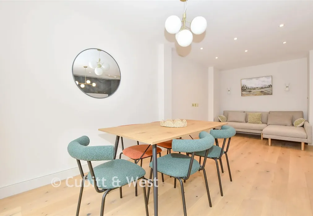Kitchen/Diner - Overhill Drive, Brighton, East Sussex - Wards of Kent