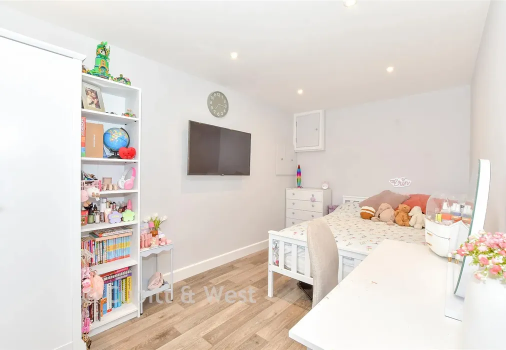 Bedroom 4 - Oaklea Close, Widley, Waterlooville, Hampshire - Wards of Kent