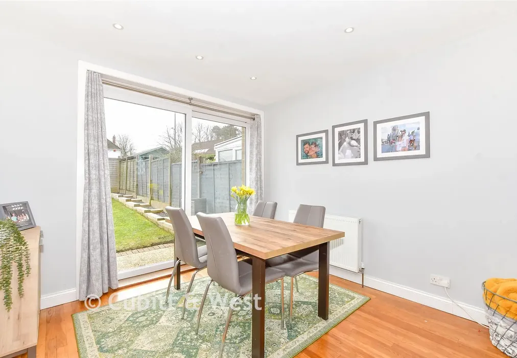 Lounge/Diner - Oaklea Close, Widley, Waterlooville, Hampshire - Wards of Kent
