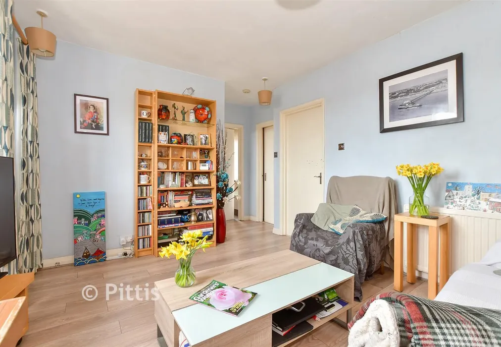 Lounge - Leed Street, Sandown, Isle of Wight - Wards of Kent