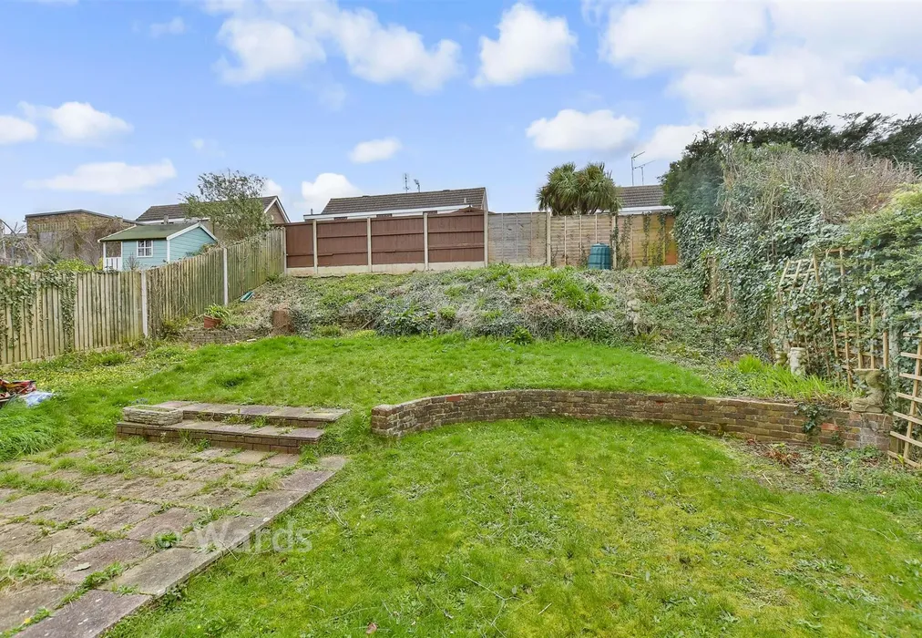 Rear Garden - Allsworth Close, Newington, Sittingbourne, Kent - Wards of Kent