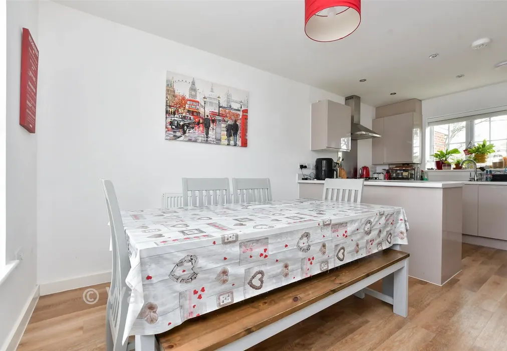 Kitchen/ Diner - Sunrise Close, Margate, Kent - Wards of Kent