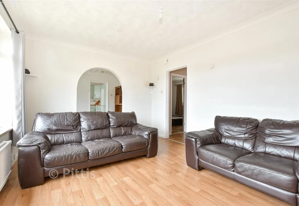 Internal Lifestyle Photograph - Berry Hill, Lake, Isle of Wight - Wards of Kent