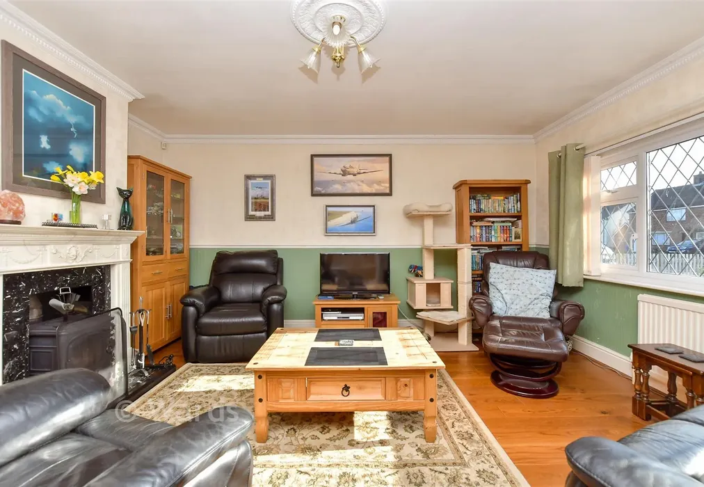 Lounge - College Road, Sittingbourne, Kent - Wards of Kent
