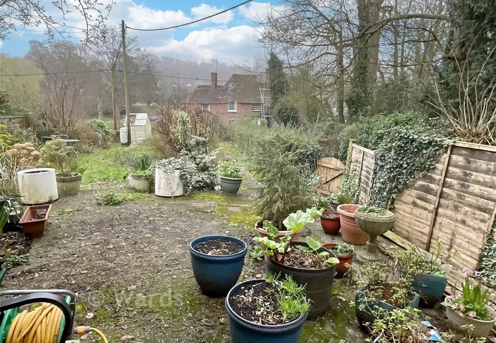 Garden - Church Road, Lyminge, Folkestone, Kent - Wards of Kent