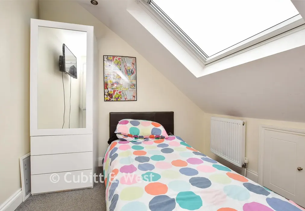 Bedroom 5 - Manor Road, Mitcham, Surrey - Wards of Kent