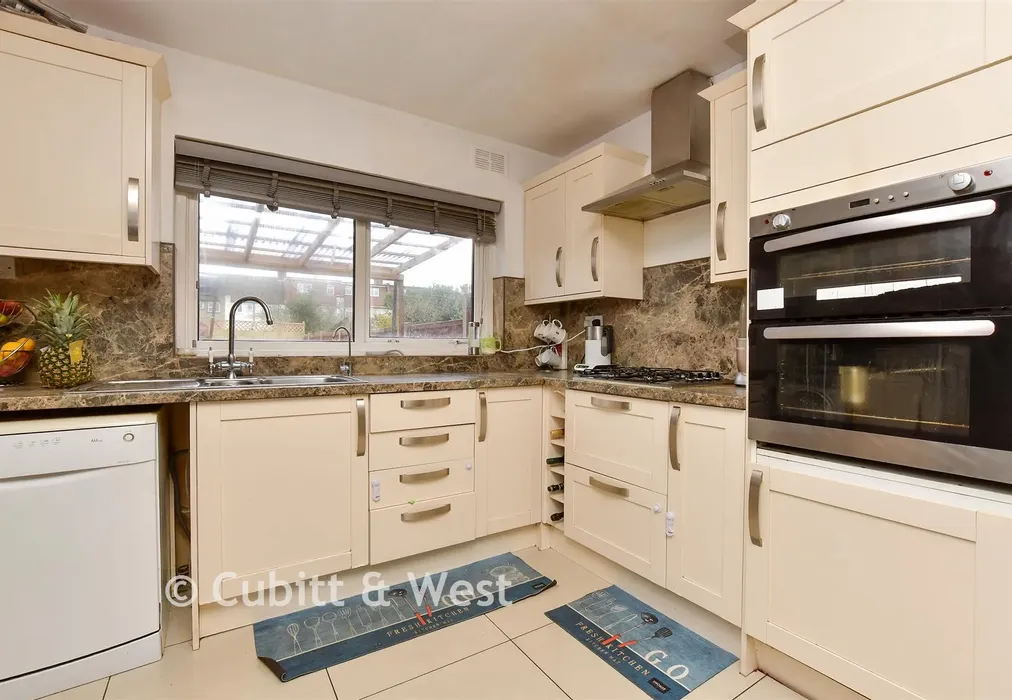 Kitchen - Manor Road, Mitcham, Surrey - Wards of Kent