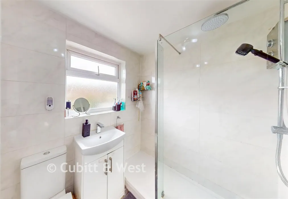 Shower Room - Lismore Crescent, Crawley, West Sussex - Wards of Kent