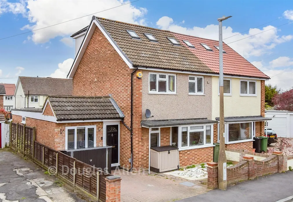 Front Web - Victoria Close, Basildon, Essex - Wards of Kent